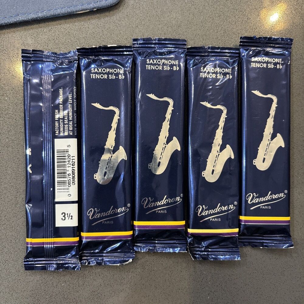 Vandoren Tenor Saxophone Reeds Strength #3.5,  Set Of 5 Sealed Packets
